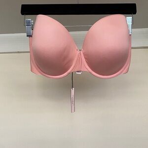 Victoria's Secret Strapless T-Shirt Bra - Light Pink. 36DD.